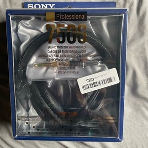 Sony DJ headphones